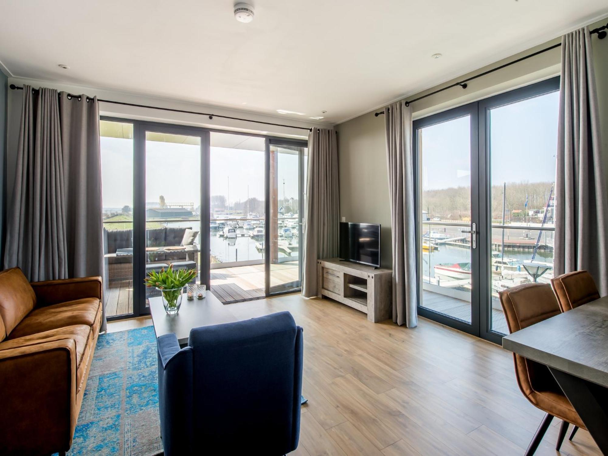 Waterlodge Blue Lagoon On A Jetty For 4 People Kamperland Exterior foto